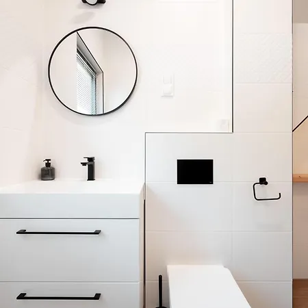 Cilantro Apartment *